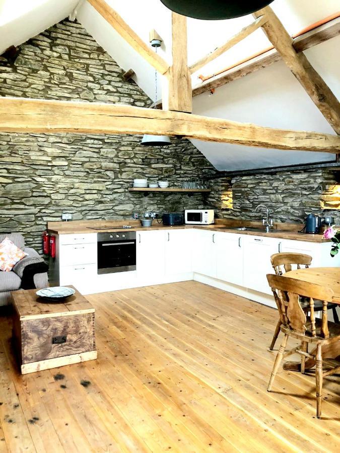 Hay Barn, Penrheol Farm, Unique Barn Conversion Builth Wells Exterior foto